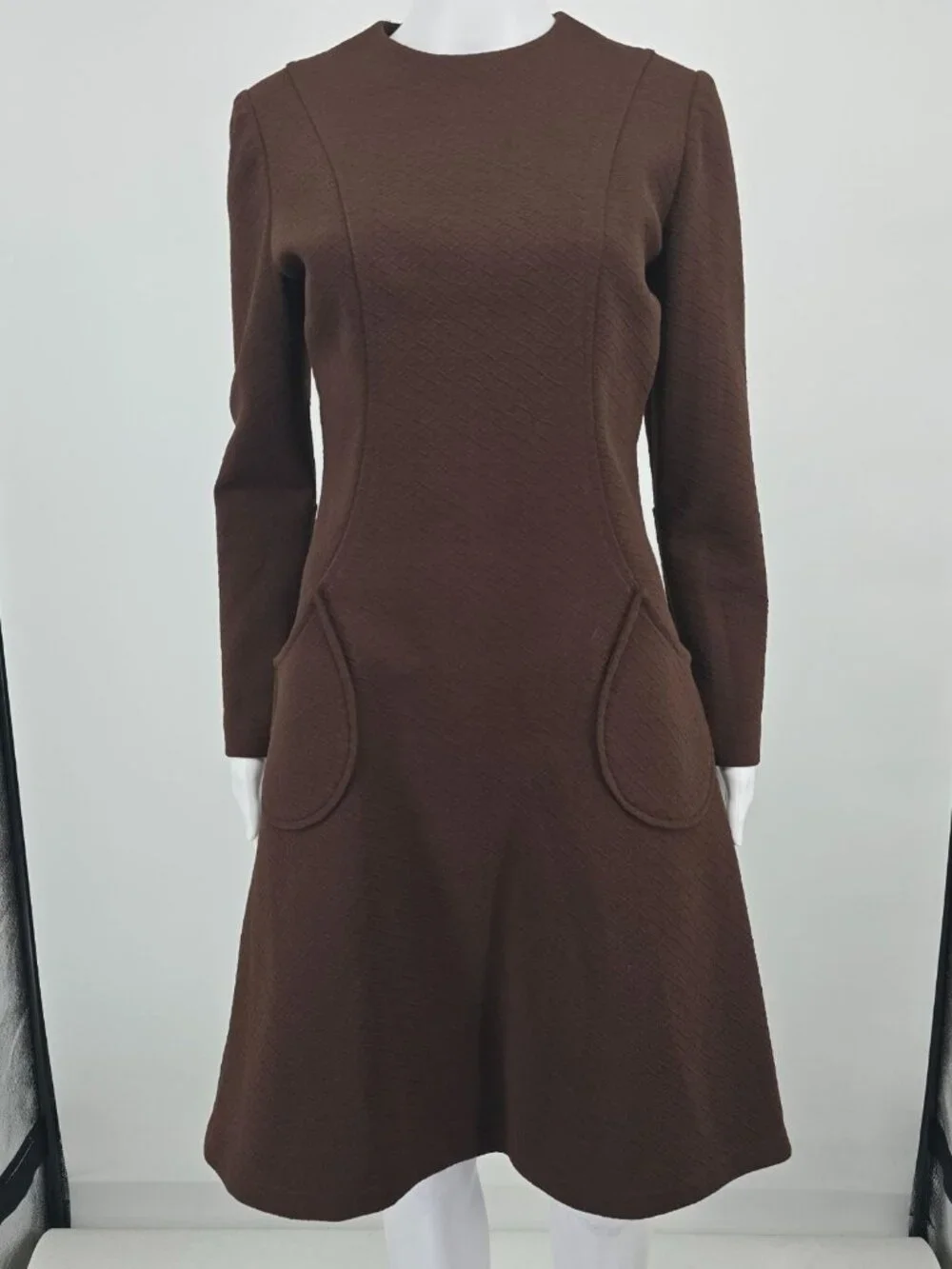 Vintage 1960s Chocolate Brown Textured Knit Knee Length A-Line Mod Dress (M)